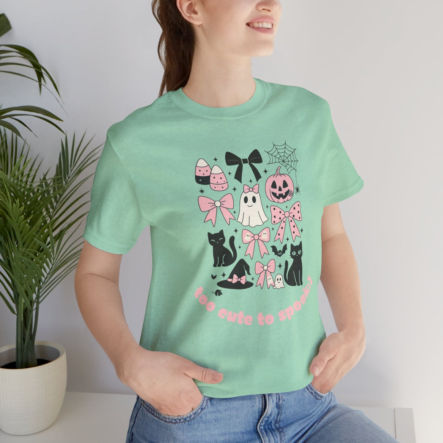 Cute Halloween Cat  T-Shirt, Spooky Vibe